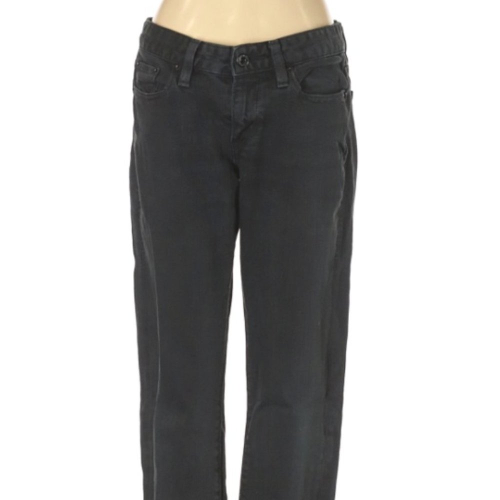 Black Levis vintage straight low rise jeans